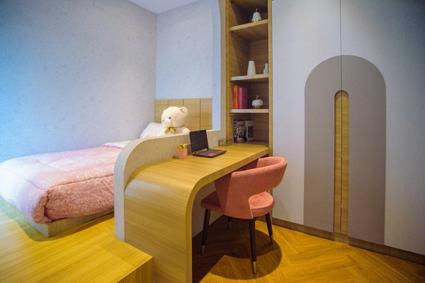 How can I create a zen-like atmosphere in my home decor?